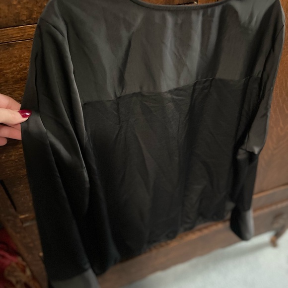 New with tags womens blouse - Picture 4 of 4